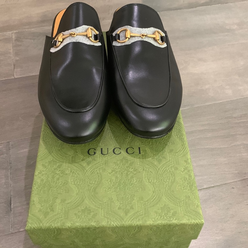 Gucci Princetown Leather Slippers